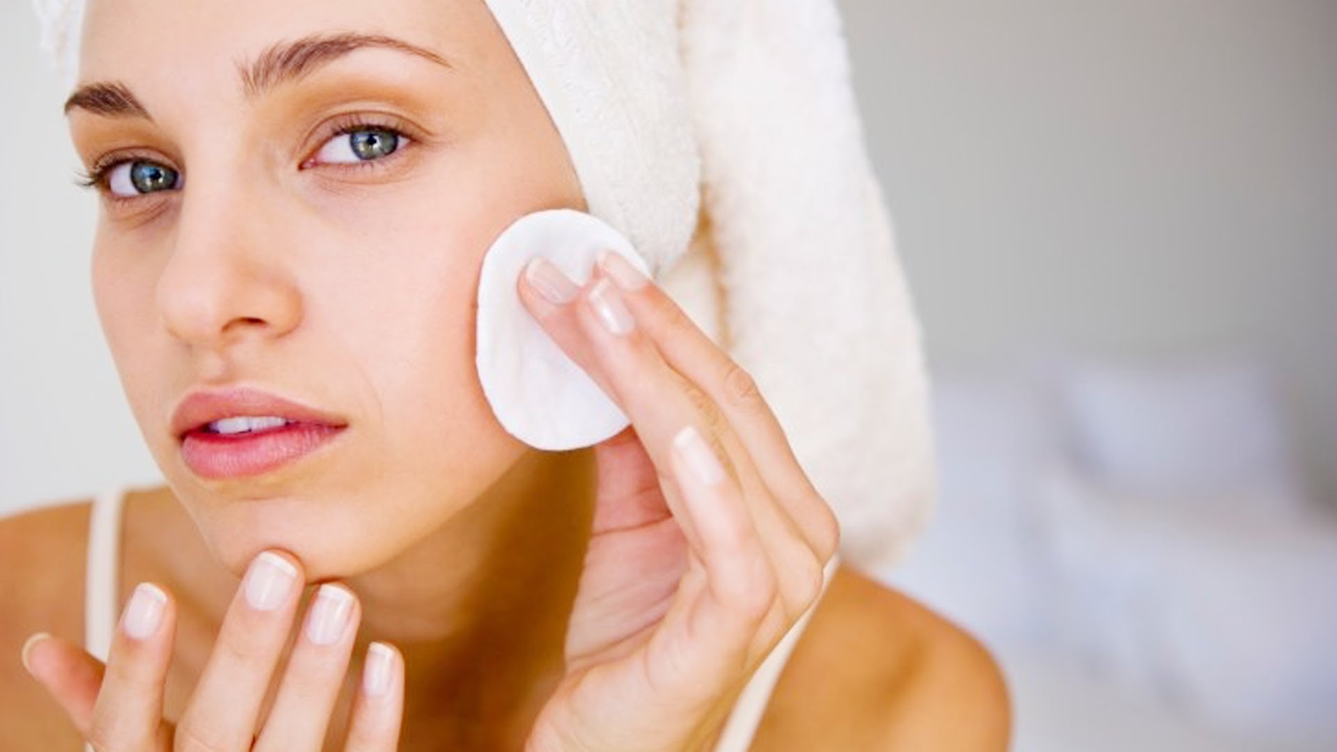 Говорит косметолог: как правильно очищать кожу лица?